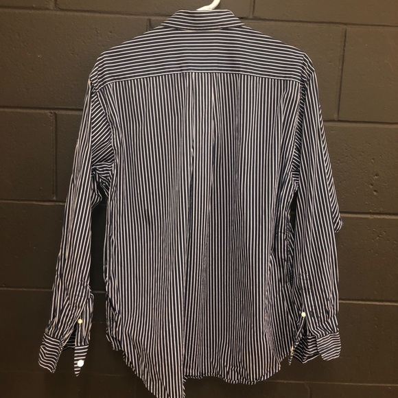 💙 Roundtree & Yorke Navy Blue Striped Button Down - Picture 2 of 3